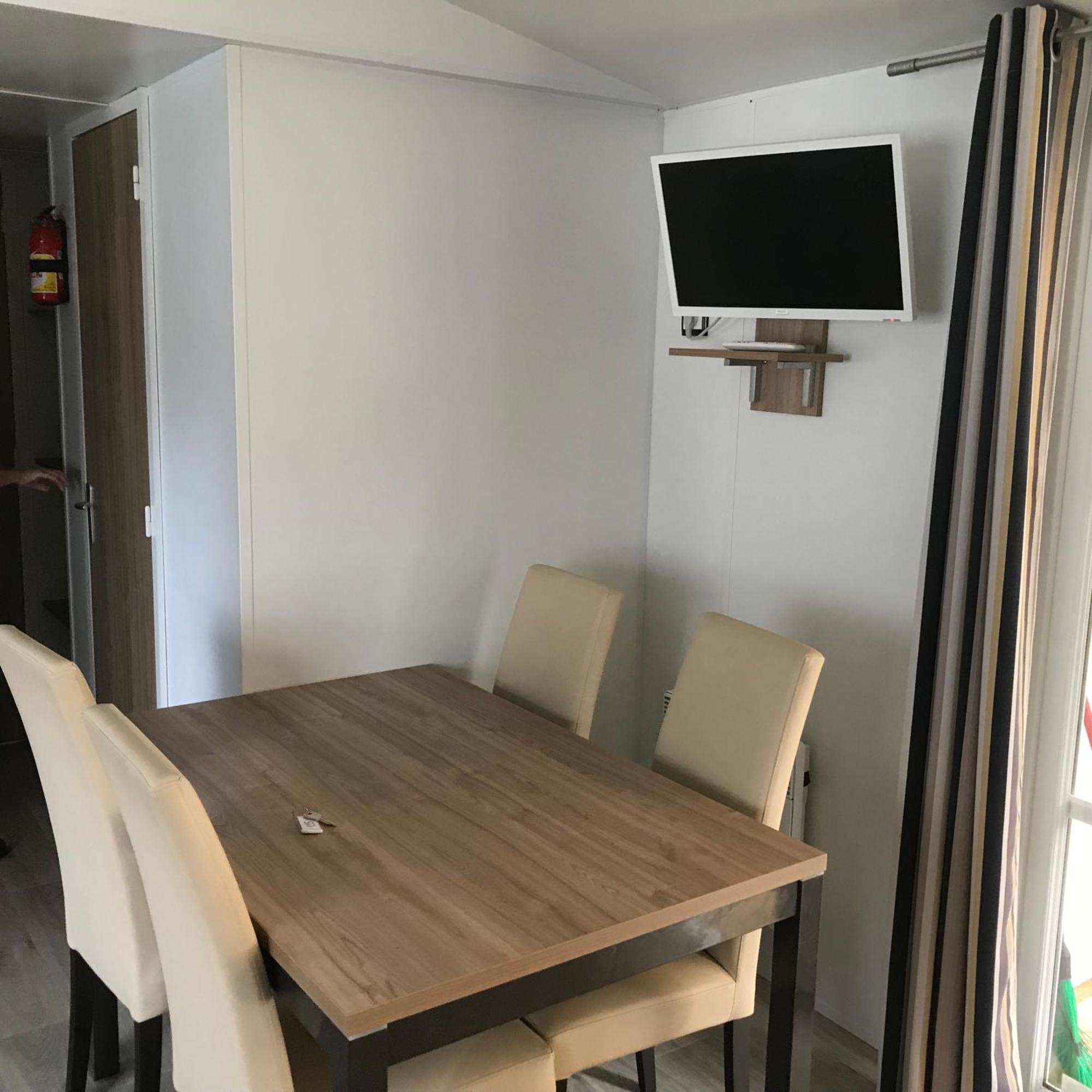 Mobil Home 6 pers, Kerlann , Pont Aven Buitenkant foto